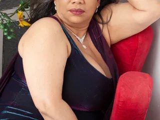 VikyAdams72, 54yo cam performer